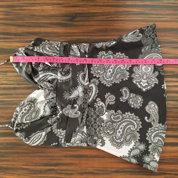 [Dynamite] Grey Paisley Halter | 3 | Fair - Picture 3 of 9